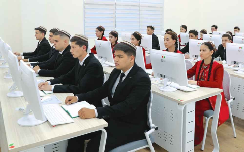 Туркменистан и Китай запустили образовательный проект в нефтегазовой сфере