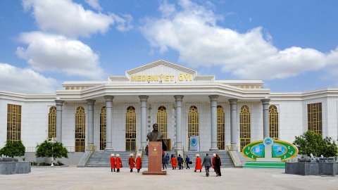 В Туркменистане отметили юбилей Гара Сейитлиева и Маммета Сейидова