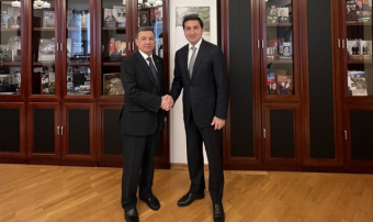 Посол Туркменистана встретился с помощником Президента Азербайджана