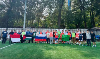 Посольство Туркменистана провело футбольный матч дипломатов в Румынии