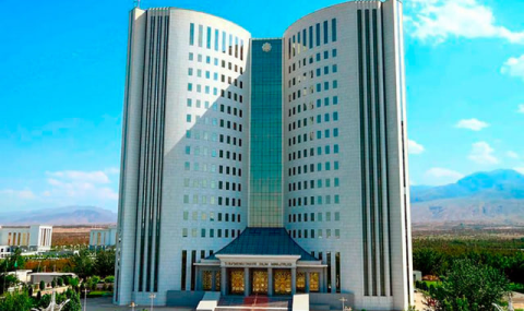 Туркменистан обновляет систему обучения и подготовки специалистов