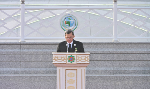 Новый памятник отражает принципы нейтралитета Туркменистана