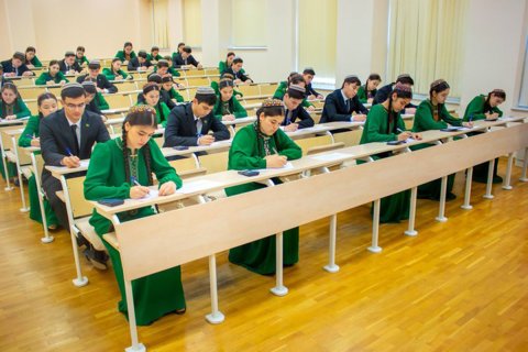Туркменские школьники приглашаются на олимпиады по точным наукам  