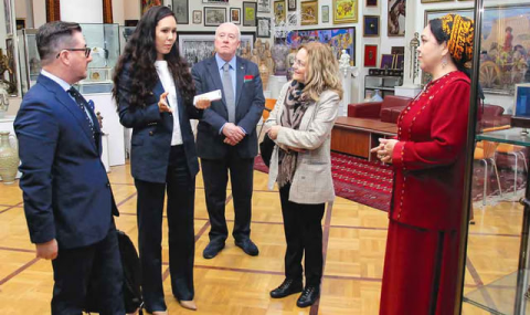 Туркменские художники обменялись опытом с итальянскими архитекторами