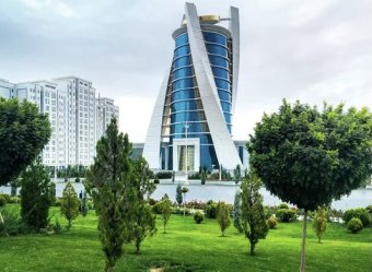 Финансовый сектор Туркменистана отметил Новруз диалогом о традициях и развитии