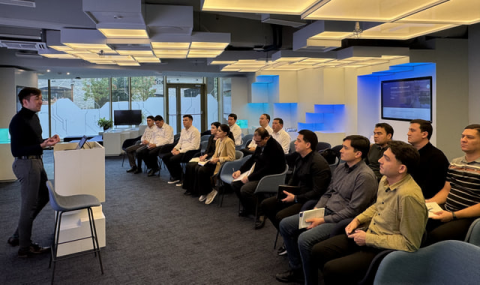 Туркменская делегация изучает цифровую трансформацию Эстонии