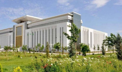 В Туркменистане подведены итоги конкурсов среди сотрудников таможенной службы