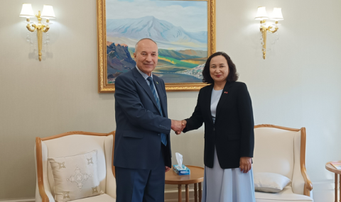 Послы Туркменистана и Монголии провели переговоры в Минске