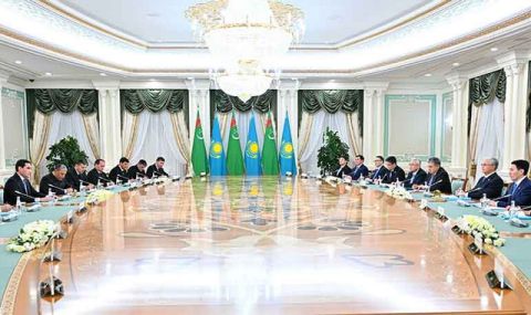 Президенты Туркменистана и Казахстана обсудили дальнейшее развитие партнерства