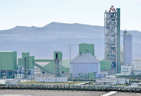 В Туркменистане выведут на полную мощность цементные заводы 